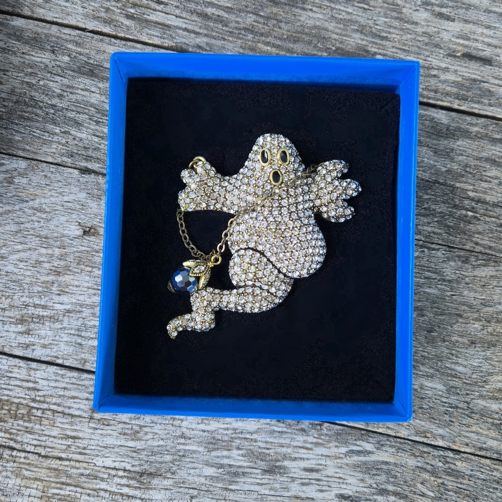 SOLD****Heidi Daus Spooktacular Ghost Designer Signed Brooch Pin original box 👻 - Picture 7 of 11